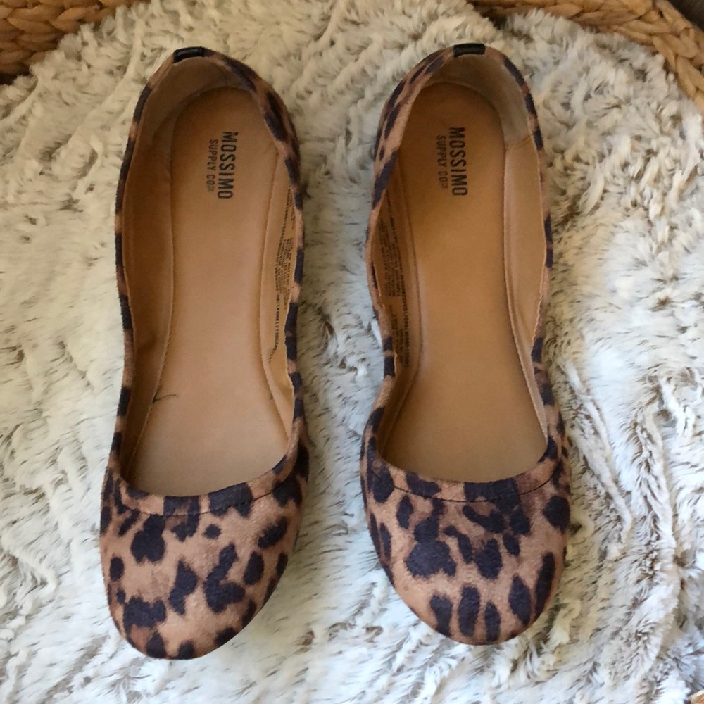 💕Mossimo Leopard flats